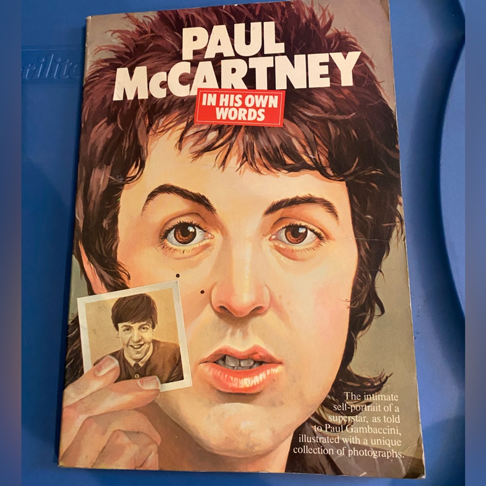 PAUL McCARTNEY : In His Own Words GAMBACCINI 1st EDITION 1976 PPBK BOOK BEATLES